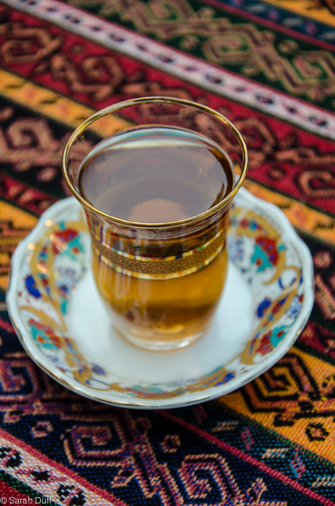 Turkish tea, Istanbul